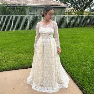 Vintage Wedding Dress